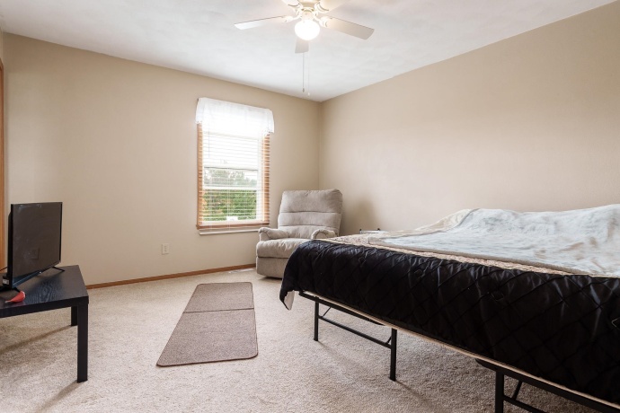 3854 Allenhurst, ROCKFORD, Illinois 61101, 4 Bedrooms Bedrooms, ,2 BathroomsBathrooms,House,For Sale,Allenhurst,202506678