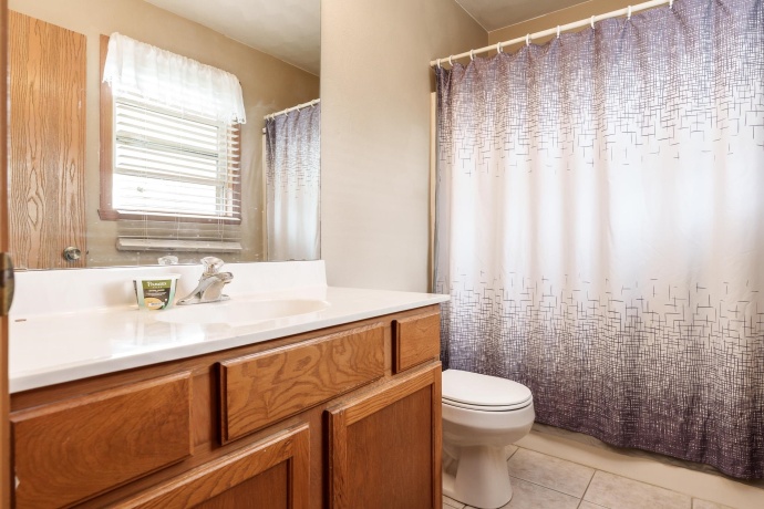 3854 Allenhurst, ROCKFORD, Illinois 61101, 4 Bedrooms Bedrooms, ,2 BathroomsBathrooms,House,For Sale,Allenhurst,202506678