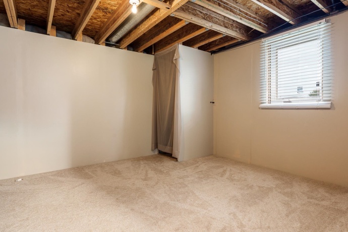 3854 Allenhurst, ROCKFORD, Illinois 61101, 4 Bedrooms Bedrooms, ,2 BathroomsBathrooms,House,For Sale,Allenhurst,202506678