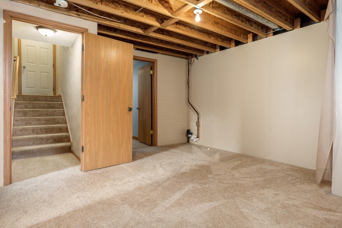 3854 Allenhurst, ROCKFORD, Illinois 61101, 4 Bedrooms Bedrooms, ,2 BathroomsBathrooms,House,For Sale,Allenhurst,202506678