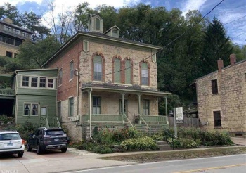 414 Spring, GALENA, Illinois 61036, ,Business W/ Real Estate,For Sale,Spring,202506680