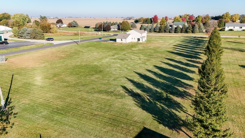 710 Otter Creek, MILLEDGEVILLE, Illinois 61051, 3 Bedrooms Bedrooms, ,2 BathroomsBathrooms,House,For Sale,Otter Creek,202506681