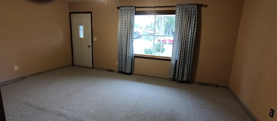 4466 Brookdale, ROCKFORD, Illinois 61109, 5 Bedrooms Bedrooms, ,1 BathroomBathrooms,House,For Sale,Brookdale,202506682