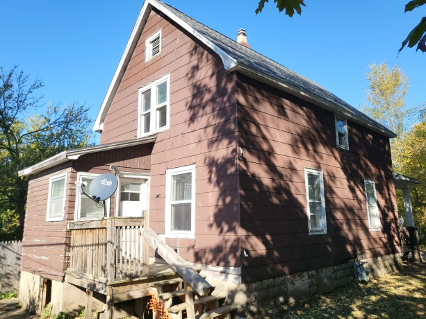 1433 5TH, ROCKFORD, Illinois 61104, 3 Bedrooms Bedrooms, ,1 BathroomBathrooms,House,For Sale,5TH,202506684