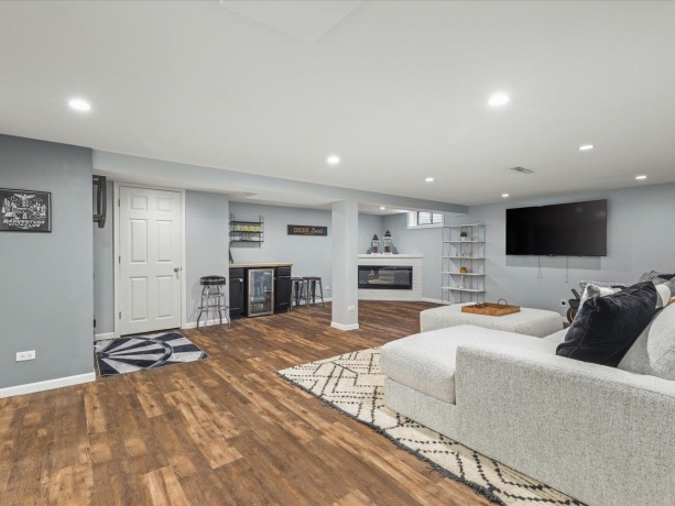 1909 23rd, ROCKFORD, Illinois 61108, 3 Bedrooms Bedrooms, ,2 BathroomsBathrooms,House,For Sale,23rd,202506685