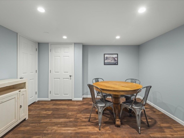 1909 23rd, ROCKFORD, Illinois 61108, 3 Bedrooms Bedrooms, ,2 BathroomsBathrooms,House,For Sale,23rd,202506685