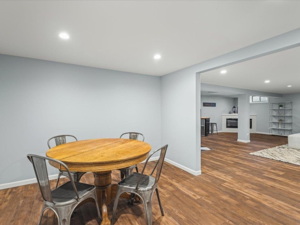 1909 23rd, ROCKFORD, Illinois 61108, 3 Bedrooms Bedrooms, ,2 BathroomsBathrooms,House,For Sale,23rd,202506685