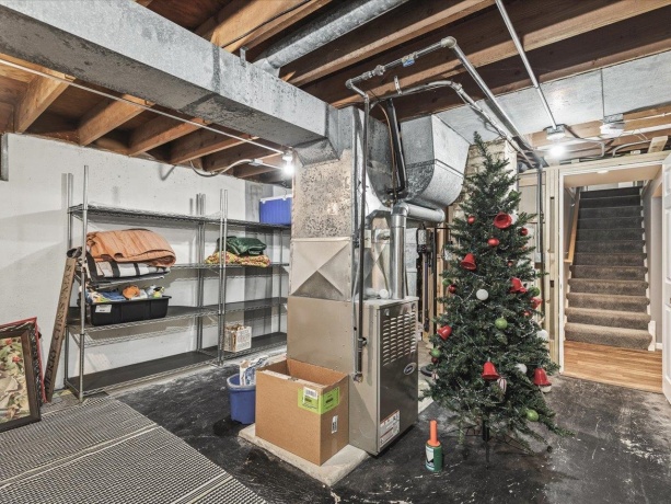 1909 23rd, ROCKFORD, Illinois 61108, 3 Bedrooms Bedrooms, ,2 BathroomsBathrooms,House,For Sale,23rd,202506685