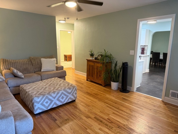 6320 John St., LOVES PARK, Illinois 61111, 3 Bedrooms Bedrooms, ,2 BathroomsBathrooms,House,For Sale,John St.,202506692