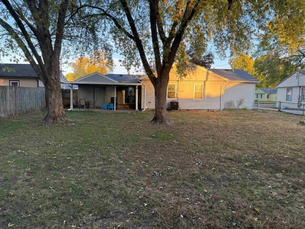 6320 John St., LOVES PARK, Illinois 61111, 3 Bedrooms Bedrooms, ,2 BathroomsBathrooms,House,For Sale,John St.,202506692