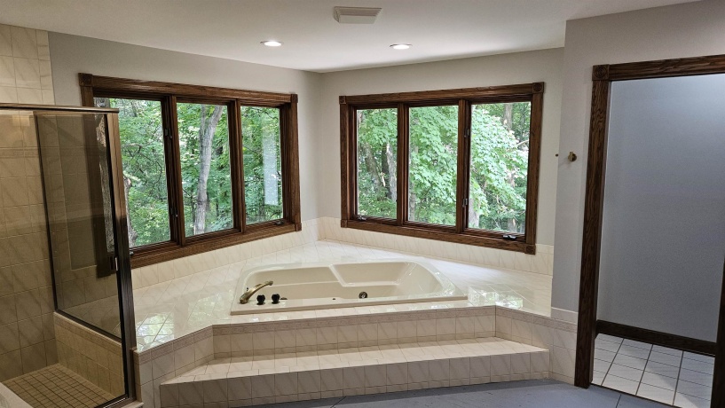 5226 Parliament, ROCKFORD, Illinois 61107, 5 Bedrooms Bedrooms, ,3 BathroomsBathrooms,House,For Sale,Parliament,202506695