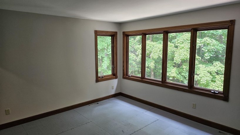 5226 Parliament, ROCKFORD, Illinois 61107, 5 Bedrooms Bedrooms, ,3 BathroomsBathrooms,House,For Sale,Parliament,202506695