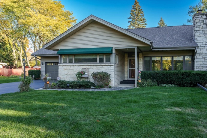 1825 Edgebrook, ROCKFORD, Illinois 61107, 3 Bedrooms Bedrooms, ,2 BathroomsBathrooms,House,For Sale,Edgebrook,202506697