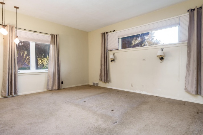 1825 Edgebrook, ROCKFORD, Illinois 61107, 3 Bedrooms Bedrooms, ,2 BathroomsBathrooms,House,For Sale,Edgebrook,202506697