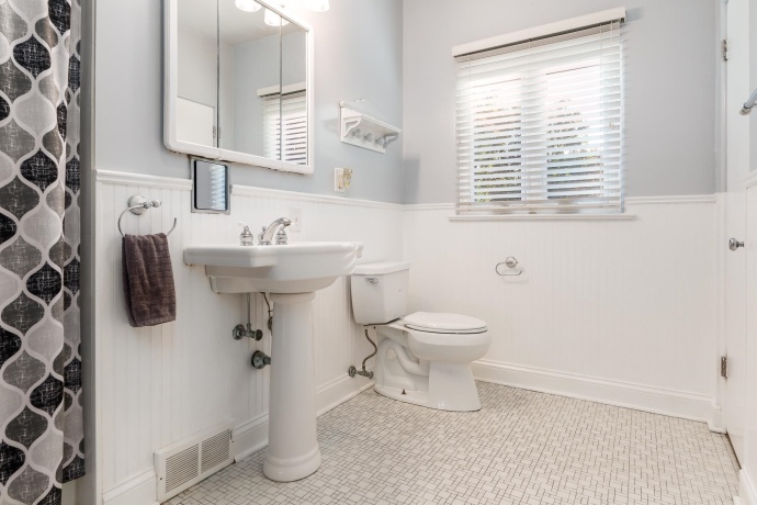 1825 Edgebrook, ROCKFORD, Illinois 61107, 3 Bedrooms Bedrooms, ,2 BathroomsBathrooms,House,For Sale,Edgebrook,202506697