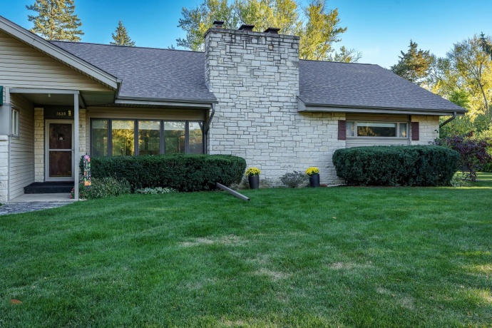 1825 Edgebrook, ROCKFORD, Illinois 61107, 3 Bedrooms Bedrooms, ,2 BathroomsBathrooms,House,For Sale,Edgebrook,202506697