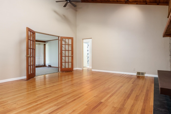 1825 Edgebrook, ROCKFORD, Illinois 61107, 3 Bedrooms Bedrooms, ,2 BathroomsBathrooms,House,For Sale,Edgebrook,202506697