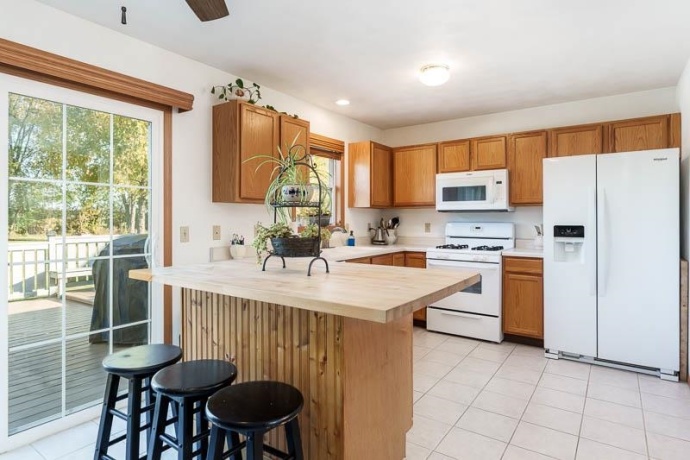 3805 Northline, ROCKFORD, Illinois 61101, 3 Bedrooms Bedrooms, ,1 BathroomBathrooms,House,For Sale,Northline,202506698