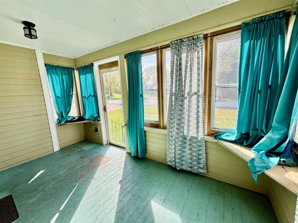 231 Bennett, BELVIDERE, Illinois 61008, 3 Bedrooms Bedrooms, ,1 BathroomBathrooms,House,For Sale,Bennett,202506699