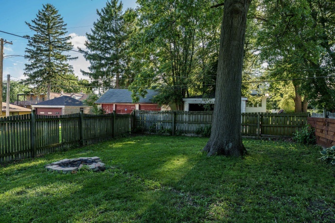 224 Rockford, ROCKFORD, Illinois 61107, 2 Bedrooms Bedrooms, ,1 BathroomBathrooms,House,For Sale,Rockford,202504487