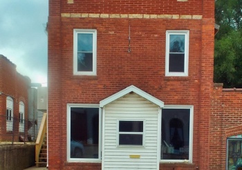 206 Market, MOUNT CARROLL, Illinois 61053, ,Mixed Use,For Sale,Market,202506705