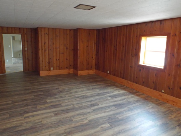 206 Market, MOUNT CARROLL, Illinois 61053, ,Mixed Use,For Sale,Market,202506705