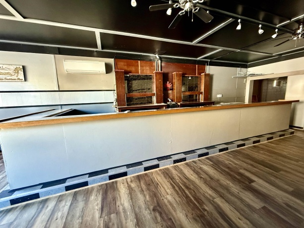 206 Market, MOUNT CARROLL, Illinois 61053, ,Mixed Use,For Sale,Market,202506705