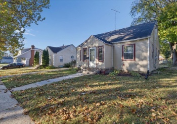 305 Foster, ROCKFORD, Illinois 61102, 2 Bedrooms Bedrooms, ,1 BathroomBathrooms,House,For Sale,Foster,202506707