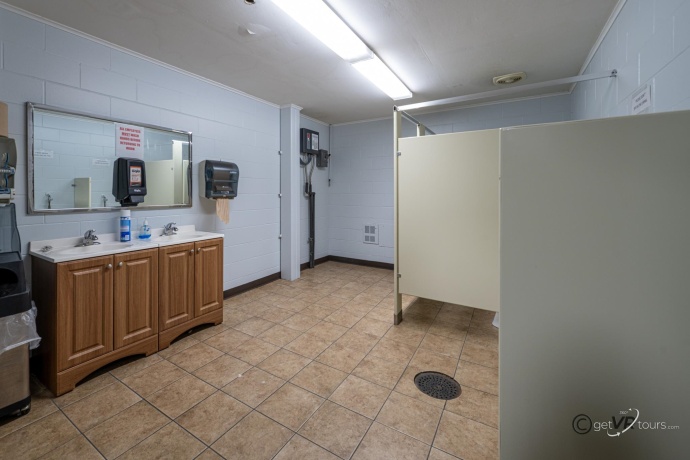 400 Railroad, WARREN, Illinois 61087, ,Mixed Use,For Sale,Railroad,202506712