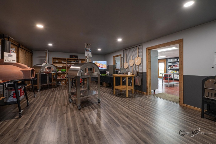 400 Railroad, WARREN, Illinois 61087, ,Mixed Use,For Sale,Railroad,202506712