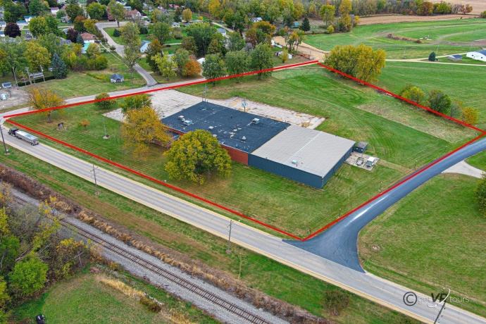 400 Railroad, WARREN, Illinois 61087, ,Mixed Use,For Sale,Railroad,202506712