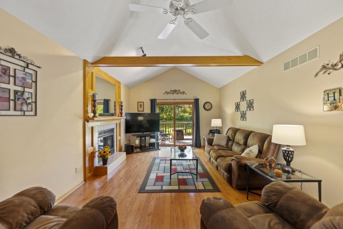 13546 RACCOON, ROSCOE, Illinois 61073, 4 Bedrooms Bedrooms, ,3 BathroomsBathrooms,House,For Sale,RACCOON,202506714