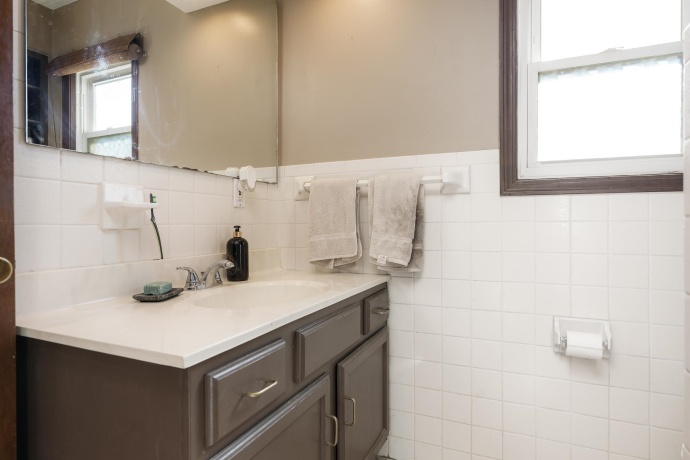 1415 State, BELVIDERE, Illinois 61008, 3 Bedrooms Bedrooms, ,2 BathroomsBathrooms,House,For Sale,State,202506718