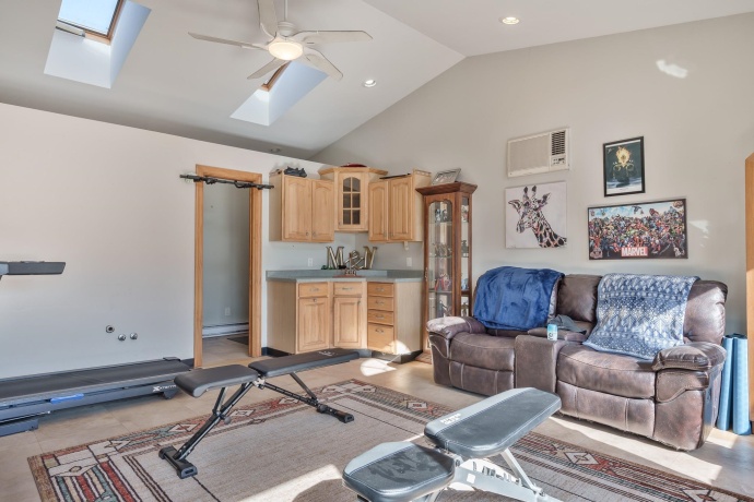 1415 State, BELVIDERE, Illinois 61008, 3 Bedrooms Bedrooms, ,2 BathroomsBathrooms,House,For Sale,State,202506718