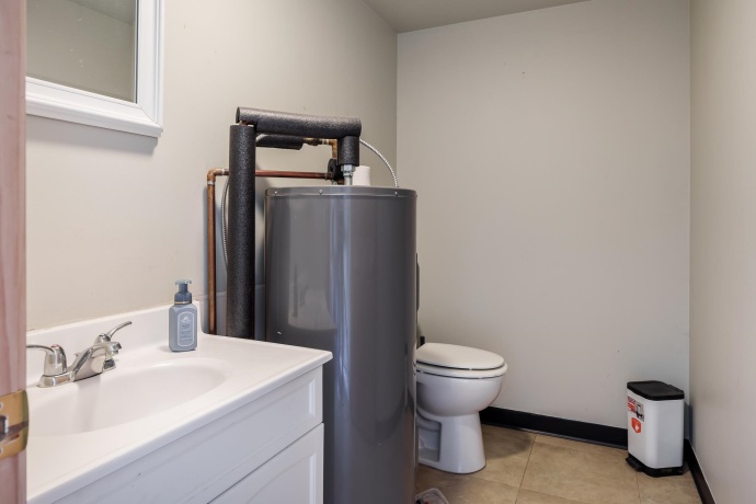 1415 State, BELVIDERE, Illinois 61008, 3 Bedrooms Bedrooms, ,2 BathroomsBathrooms,House,For Sale,State,202506718