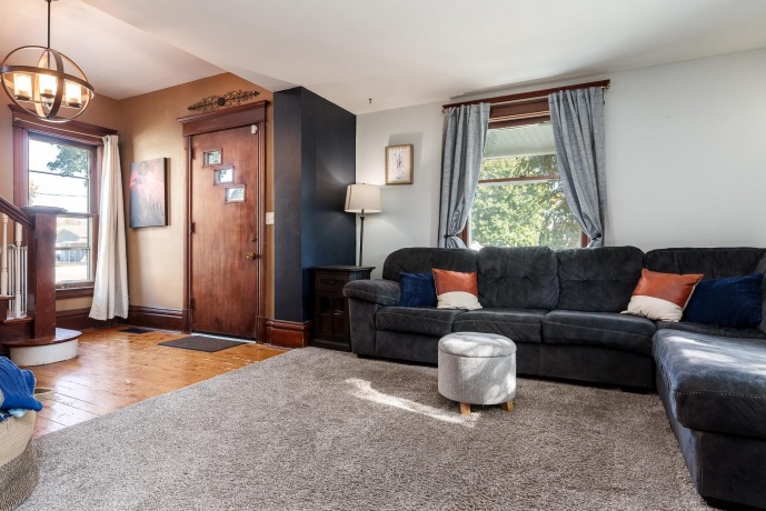 1415 State, BELVIDERE, Illinois 61008, 3 Bedrooms Bedrooms, ,2 BathroomsBathrooms,House,For Sale,State,202506718