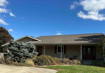 16529 Scenic Palisades, MOUNT CARROLL, Illinois 61053, 4 Bedrooms Bedrooms, ,3 BathroomsBathrooms,House,For Sale,Scenic Palisades,202506721