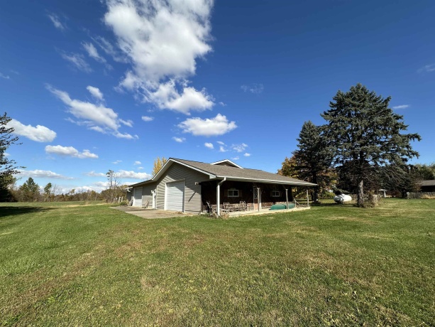 16529 Scenic Palisades, MOUNT CARROLL, Illinois 61053, 4 Bedrooms Bedrooms, ,3 BathroomsBathrooms,House,For Sale,Scenic Palisades,202506721