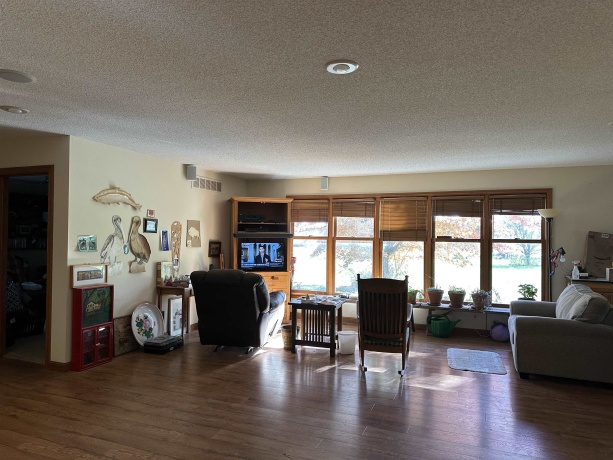 16529 Scenic Palisades, MOUNT CARROLL, Illinois 61053, 4 Bedrooms Bedrooms, ,3 BathroomsBathrooms,House,For Sale,Scenic Palisades,202506721