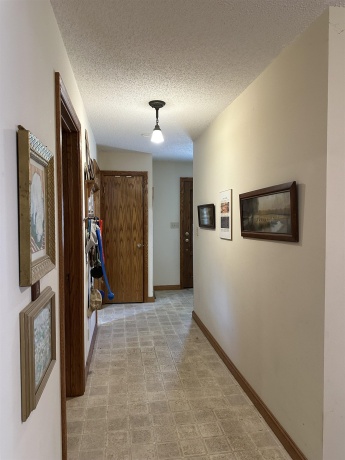 16529 Scenic Palisades, MOUNT CARROLL, Illinois 61053, 4 Bedrooms Bedrooms, ,3 BathroomsBathrooms,House,For Sale,Scenic Palisades,202506721