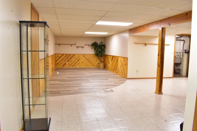 7596 Farmhome, CHERRY VALLEY, Illinois 61016, 2 Bedrooms Bedrooms, ,2 BathroomsBathrooms,House,For Sale,Farmhome,202506722