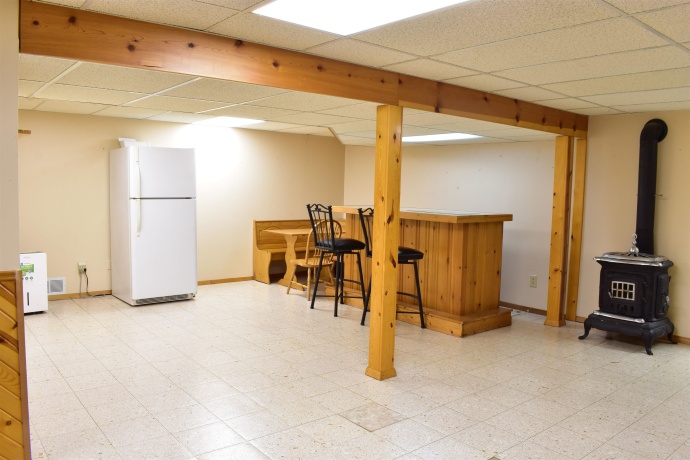 7596 Farmhome, CHERRY VALLEY, Illinois 61016, 2 Bedrooms Bedrooms, ,2 BathroomsBathrooms,House,For Sale,Farmhome,202506722