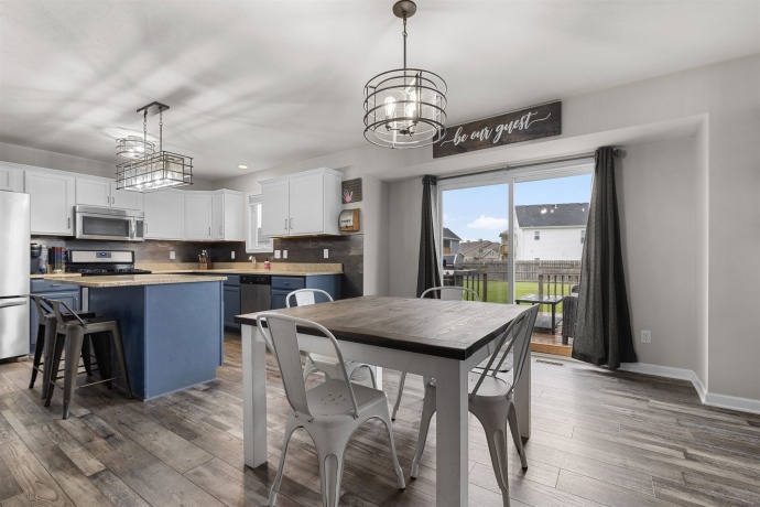 15613 Bombay, SOUTH BELOIT, Illinois 61080, 4 Bedrooms Bedrooms, ,2 BathroomsBathrooms,House,For Sale,Bombay,202506724