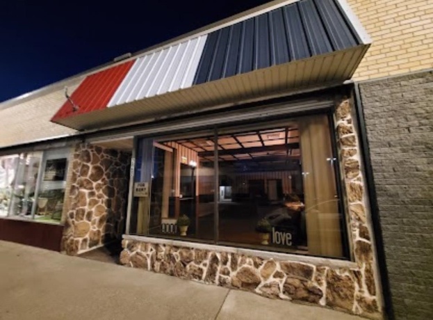 228 MAIN, SAVANNA, Illinois 61074, ,Business/retail,For Sale,MAIN,202506725