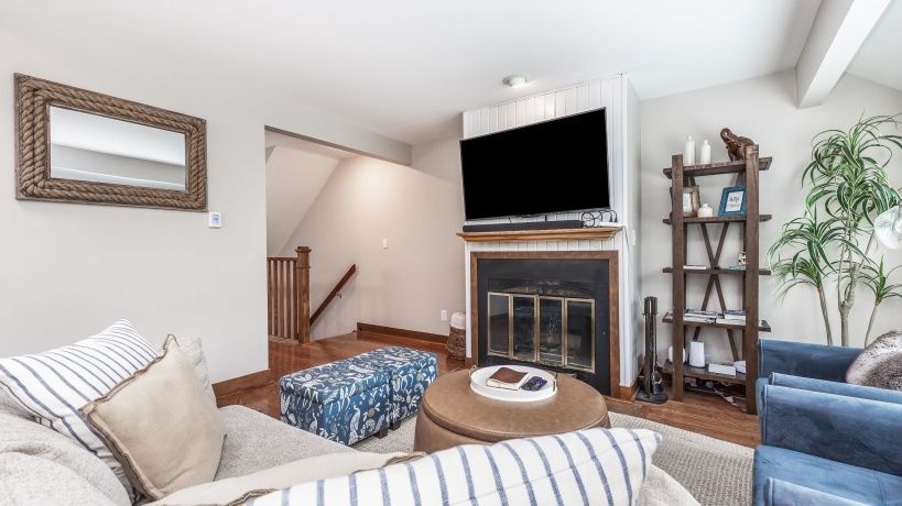 109 Plum Cove, GALENA, Illinois 61036, 3 Bedrooms Bedrooms, ,3 BathroomsBathrooms,Condominium,For Sale,Plum Cove,202506726