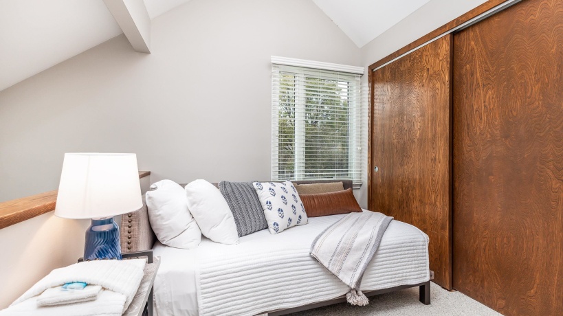 109 Plum Cove, GALENA, Illinois 61036, 3 Bedrooms Bedrooms, ,3 BathroomsBathrooms,Condominium,For Sale,Plum Cove,202506726