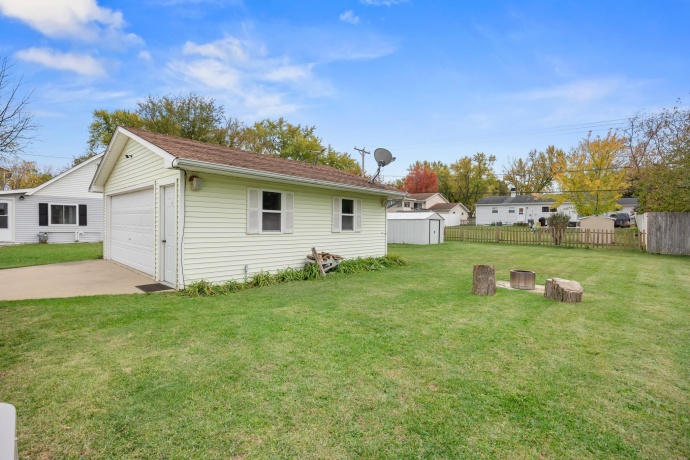 514 9th, BELVIDERE, Illinois 61008, 3 Bedrooms Bedrooms, ,1 BathroomBathrooms,House,For Sale,9th,202506728