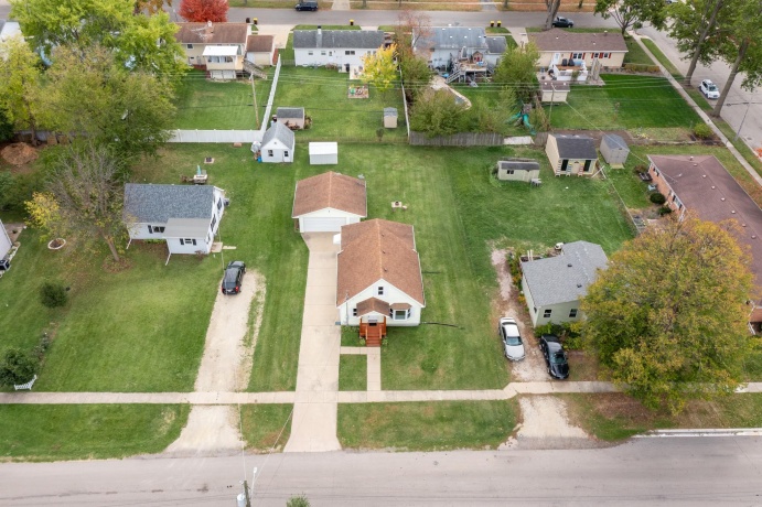 514 9th, BELVIDERE, Illinois 61008, 3 Bedrooms Bedrooms, ,1 BathroomBathrooms,House,For Sale,9th,202506728