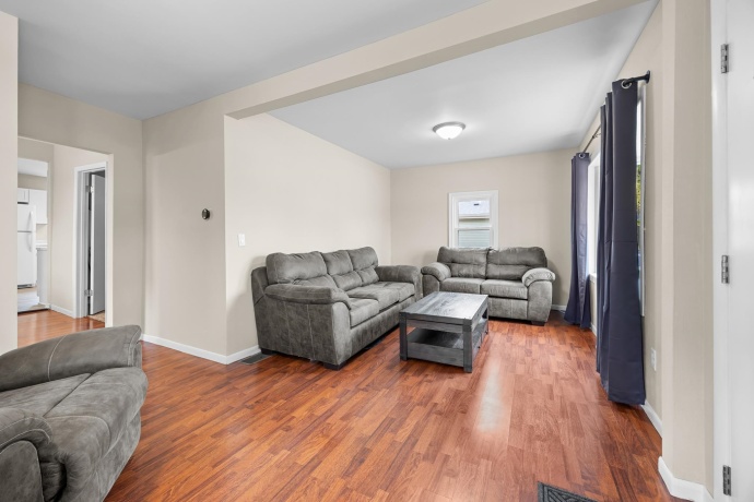 514 9th, BELVIDERE, Illinois 61008, 3 Bedrooms Bedrooms, ,1 BathroomBathrooms,House,For Sale,9th,202506728