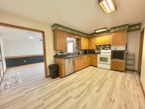 203 Ash, MORRISON, Illinois 61270, 2 Bedrooms Bedrooms, ,2 BathroomsBathrooms,House,For Sale,Ash,202505154